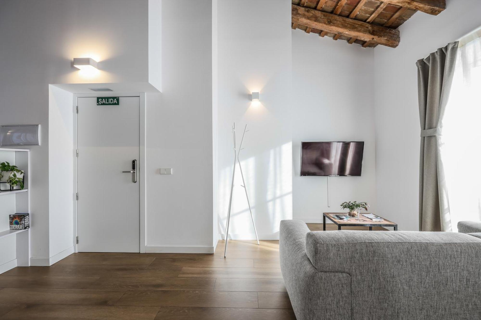Amazinn Places Evi Apartments Валенсия Екстериор снимка